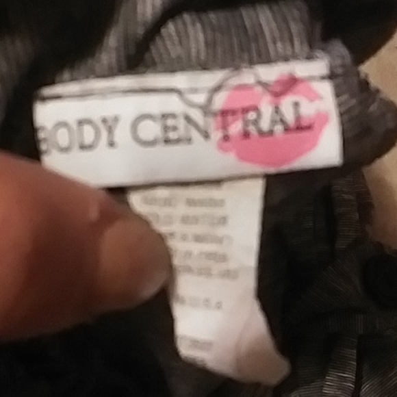 Over throw - Picture 2 of 3